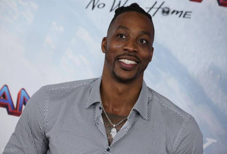 凯恩已在德甲10次完成帽子戏法，为该联赛历史第5多（凯恩德甲已收获10次帽子戏法，历史排名第5）