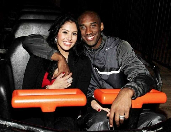 皮克：从纸面上看，法国是明年世界杯上最好的球队（皮克：论纸面实力，法国堪称明年世界杯最强队）